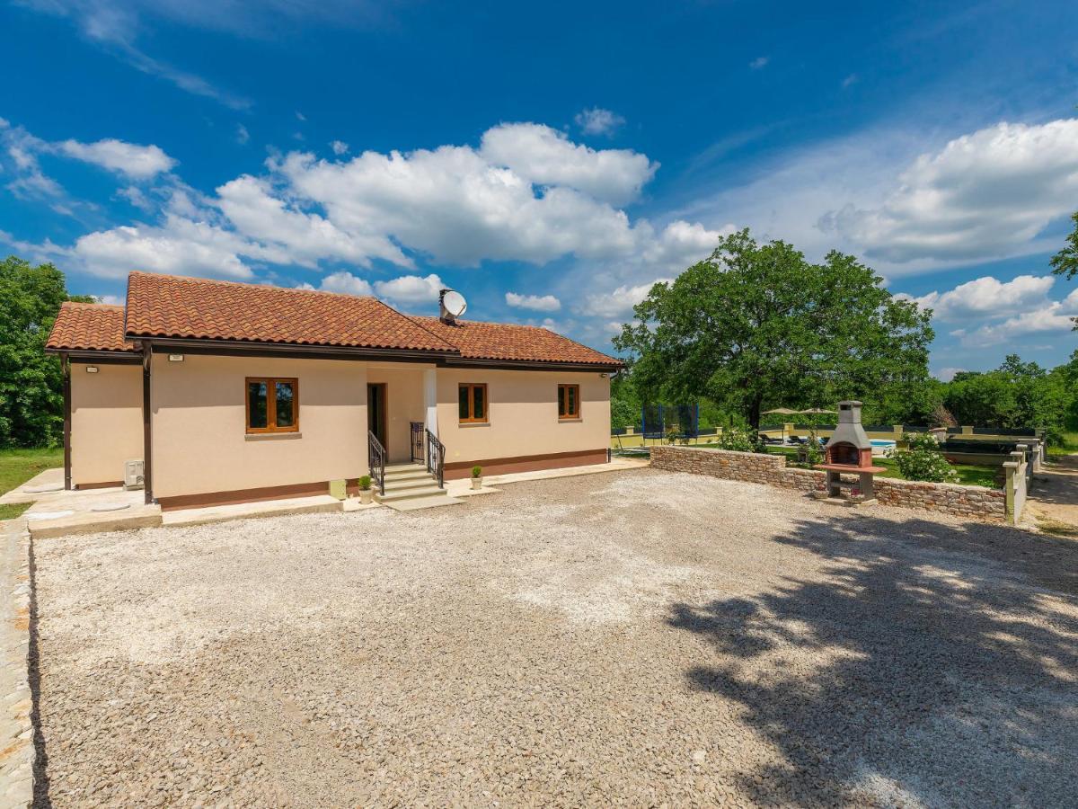 Holiday Home Villa Aniva By Interhome Žminj Eksteriør bilde